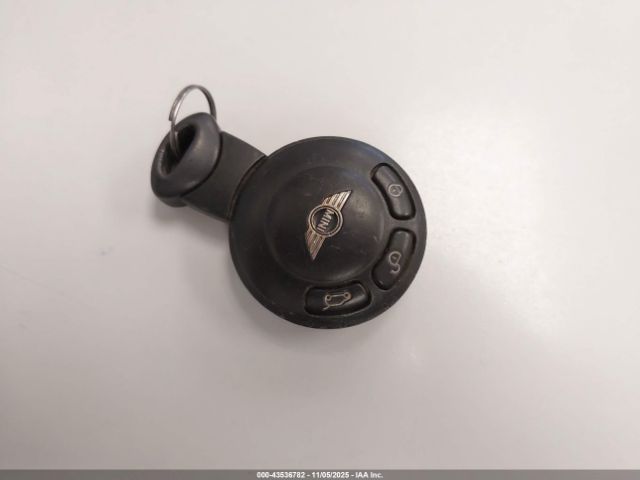 2010 MINI COOPER S WMWMF7C52ATZ73393 Photo 10