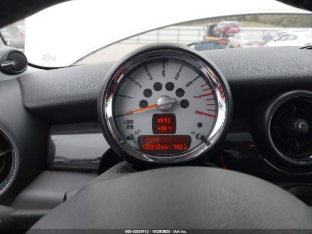 2010 MINI COOPER S WMWMF7C52ATZ73393 Photo 6