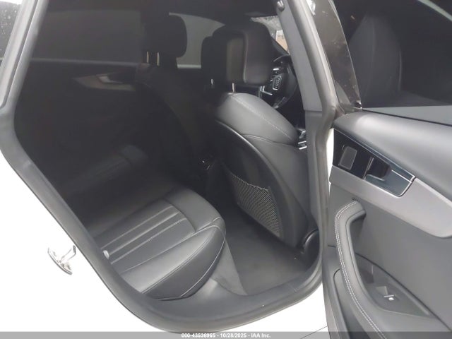 Продаж на аукціоні авто 2024 Audi A5 Sportback Premium Plus 45 Tfsi Quattro S Tronic, vin: WAUFACF5XRA002127, номер лоту: 43536965