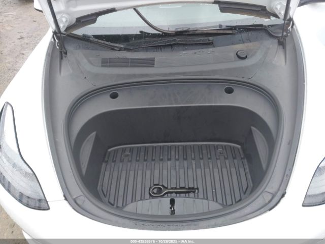 2023 TESLA MODEL 3 5YJ3E1EA2PF560510 Photo 9
