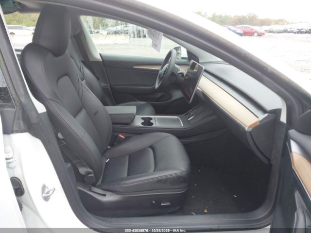 2023 TESLA MODEL 3 5YJ3E1EA2PF560510 Photo 4