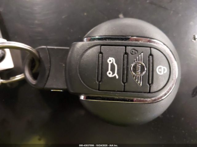 2019 MINI CONVERTIBLE WMWWG9C59K3J31024 Photo 10