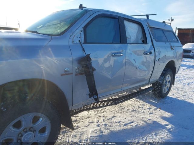 2016 RAM 2500 3C6UR5DL5GG261324 Photo 5