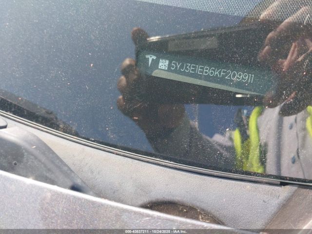 2019 TESLA MODEL 3 5YJ3E1EB6KF209911 Photo 8