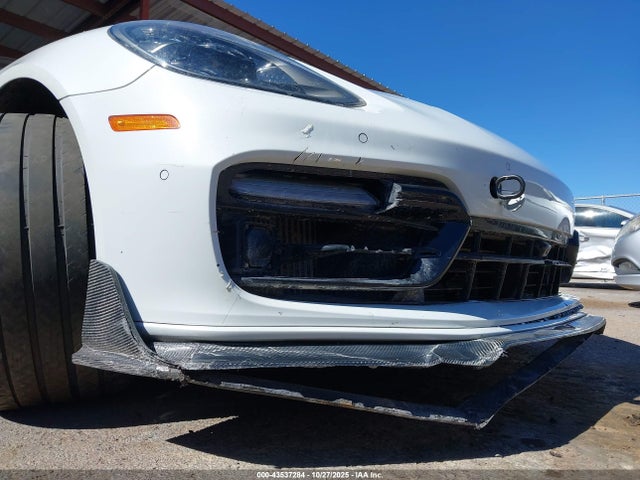 WP0AF2A76JL141147 Porsche Panamera Turbo