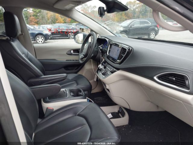 2023 CHRYSLER PACIFICA 2C4RC1BG0PR630275 Photo 4