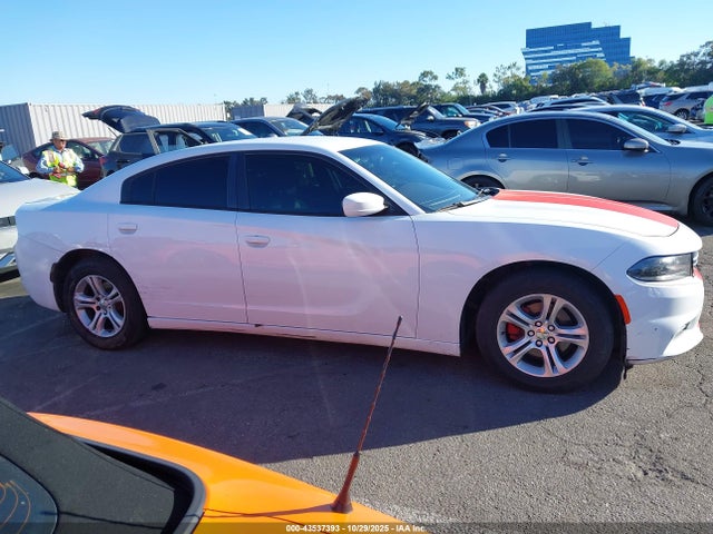 2C3CDXBG9FH737856 Dodge Charger Se