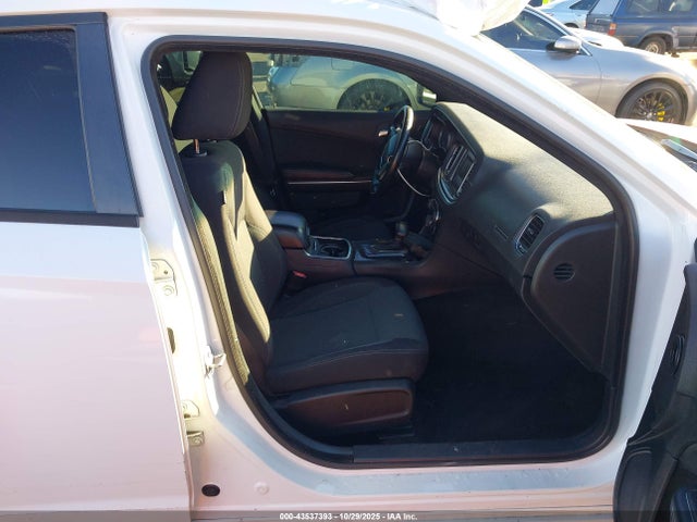 2C3CDXBG9FH737856 Dodge Charger Se