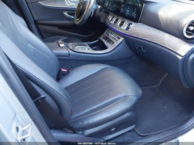 2021 MERCEDES-BENZ E 350 W1KZF8EB4MA875716 Photo 4