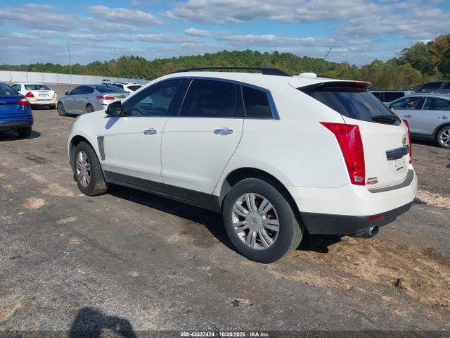 2015 CADILLAC SRX 3GYFNAE37FS552787 Photo 2