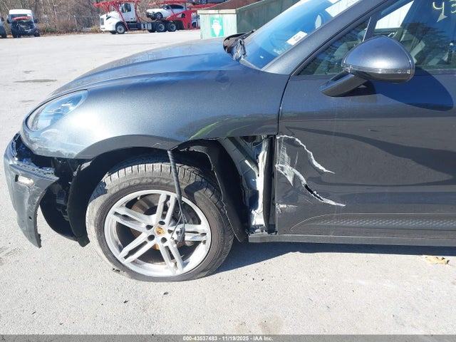 2025 PORSCHE MACAN WP1AA2A52SLB10605 Photo 5