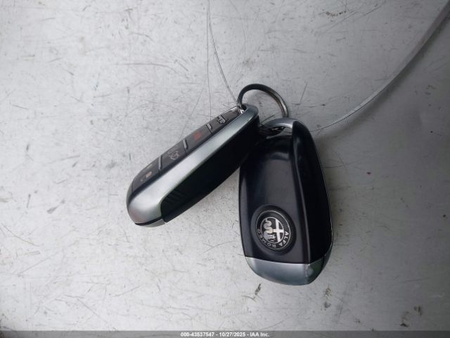 2018 ALFA ROMEO STELVIO ZASFAKBN0J7B72184 Photo 10