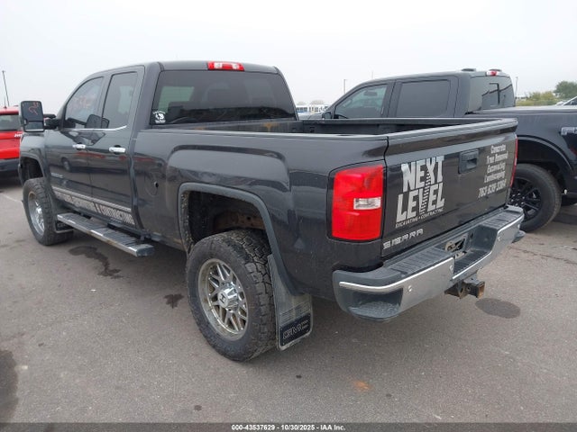 1GT22ZE81FZ104037 GMC Sierra 2500hd Slt