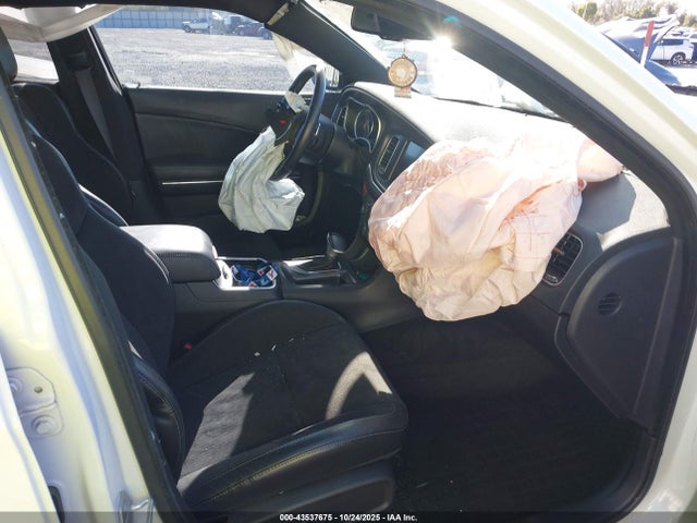 Продажа на аукционе авто 2016 Dodge Charger R/t Scat Pack, vin: 2C3CDXGJ3GH132897, номер лота: 43537675
