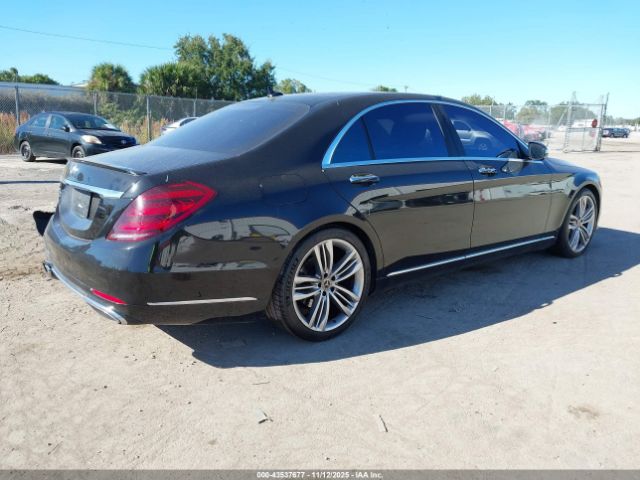 2018 MERCEDES-BENZ S 560 WDDUG8DB3JA371856 Photo 3