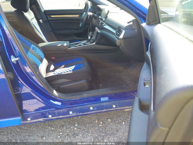 1HGCV1F33NA090172 Honda Accord Sport