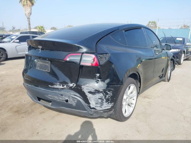 2024 TESLA MODEL Y 7SAYGDEE3RF063296 Photo 5