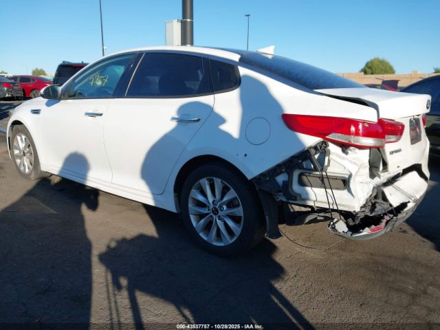 2016 KIA OPTIMA 5XXGU4L37GG120239 Photo 2