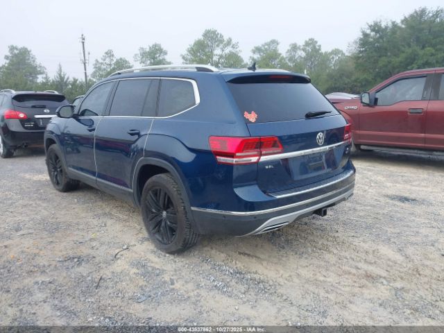 2018 VOLKSWAGEN ATLAS 1V2NR2CA6JC581353 Photo 2
