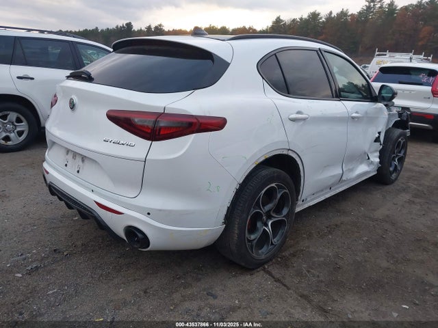 ZASPAKBN7P7D67275 Alfa Romeo Stelvio Veloce Awd