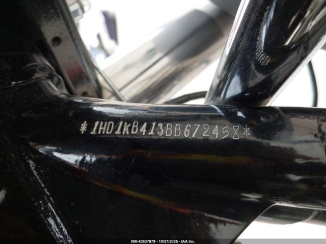 2011 HARLEY-DAVIDSON FLHX 1HD1KB413BB672458 Photo 9