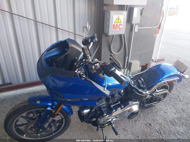 2025 HARLEY-DAVIDSON FXLRST 1HD1YXA2XSB020641 Photo 1