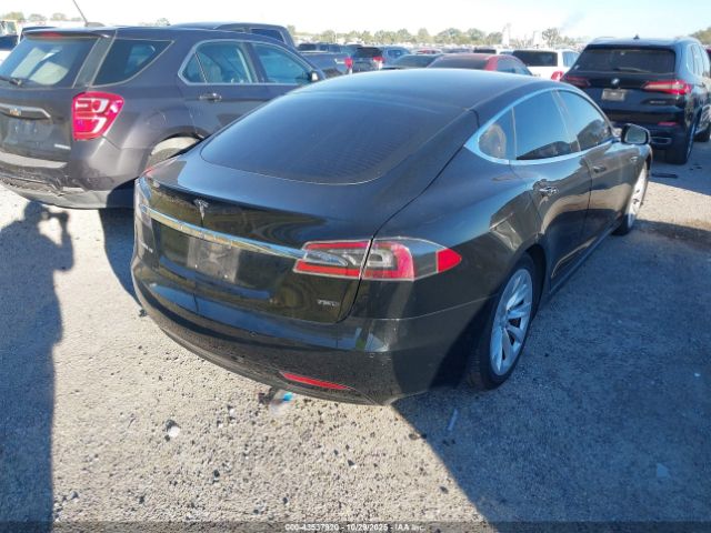 2018 TESLA MODEL S 5YJSA1E20JF275232 Photo 3