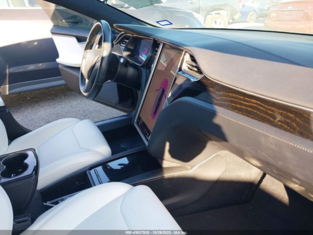 2018 TESLA MODEL S 5YJSA1E20JF275232 Photo 4