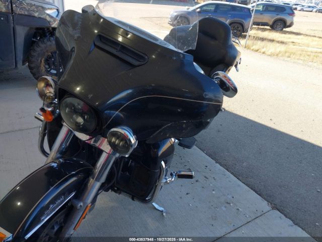 2016 HARLEY-DAVIDSON FLHTK 1HD1KEL12GB620846 Photo 1