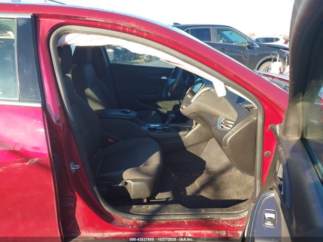 2017 CHEVROLET MALIBU 1G1ZE5ST0HF262485 Photo 4