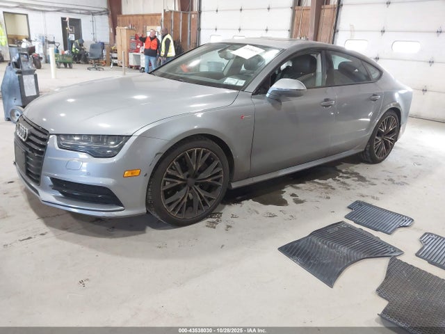 2016 AUDI A7 WAUWGAFC0GN101322 Photo 1