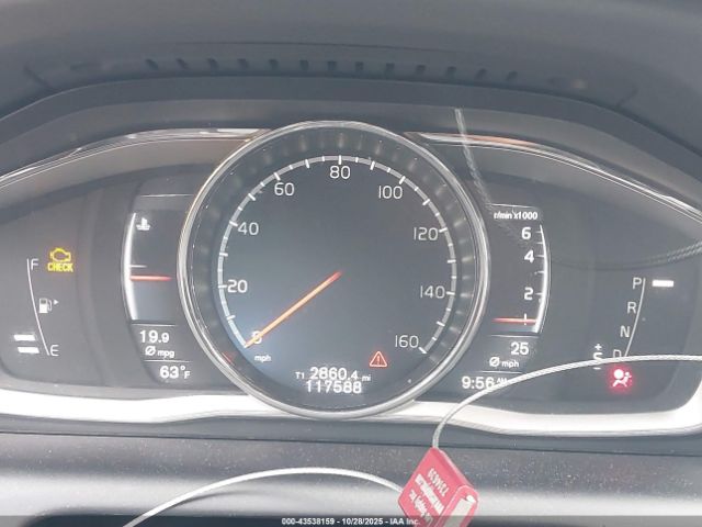 2017 VOLVO XC60 YV440MDR7H2027582 Photo 6