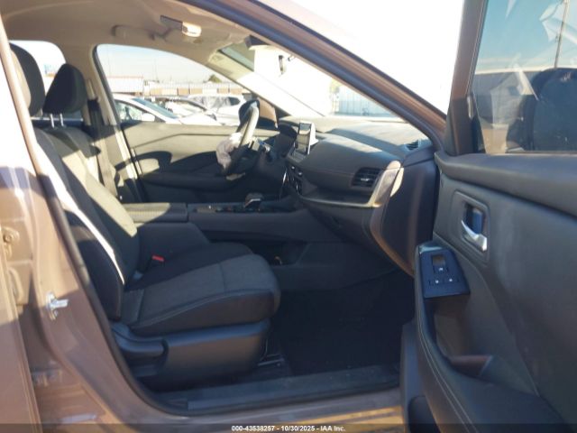 2025 NISSAN ROGUE 5N1BT3BA2SC676650 Photo 4