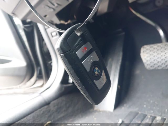 2017 BMW 320I WBA8A9C34HK864394 Photo 10