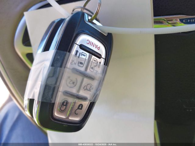 2018 CHRYSLER PACIFICA 2C4RC1GG1JR272314 Photo 10