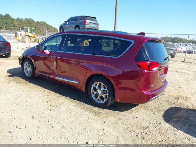 2018 CHRYSLER PACIFICA 2C4RC1GG1JR272314 Photo 2