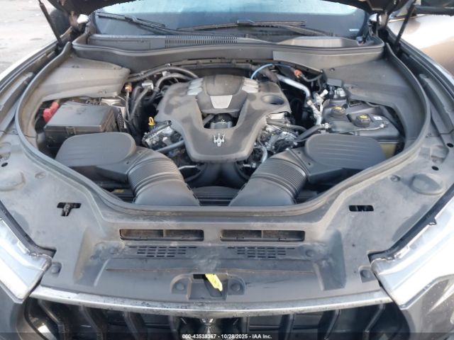 2022 MASERATI LEVANTE ZN661XUA7NX402310 Photo 9