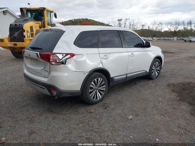 2019 MITSUBISHI OUTLANDER JA4AD3A30KZ003816 Photo 3