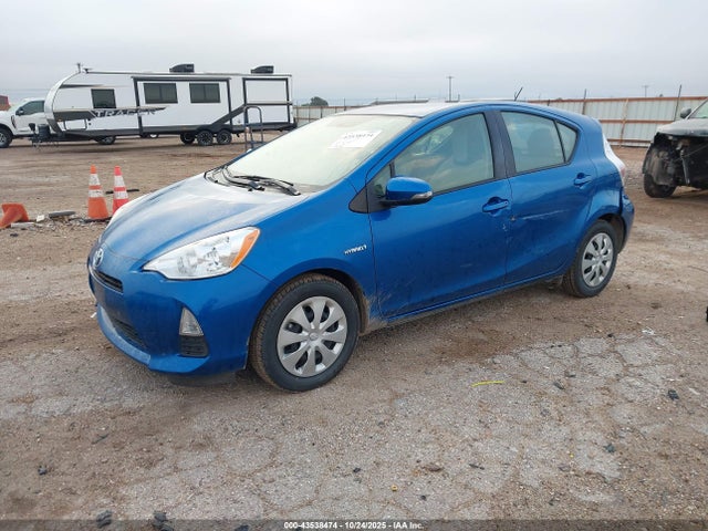 JTDKDTB39E1083614 Toyota Prius C One
