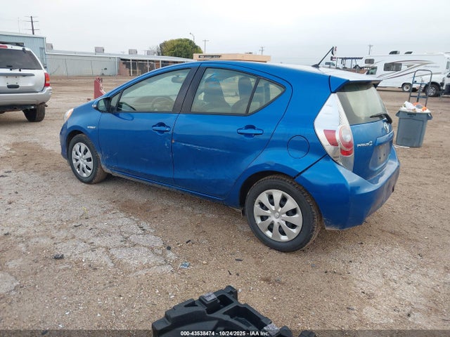JTDKDTB39E1083614 Toyota Prius C One