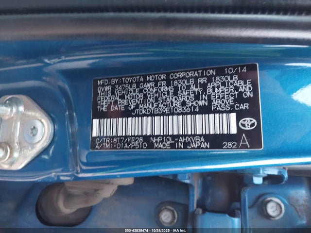 JTDKDTB39E1083614 Toyota Prius C One
