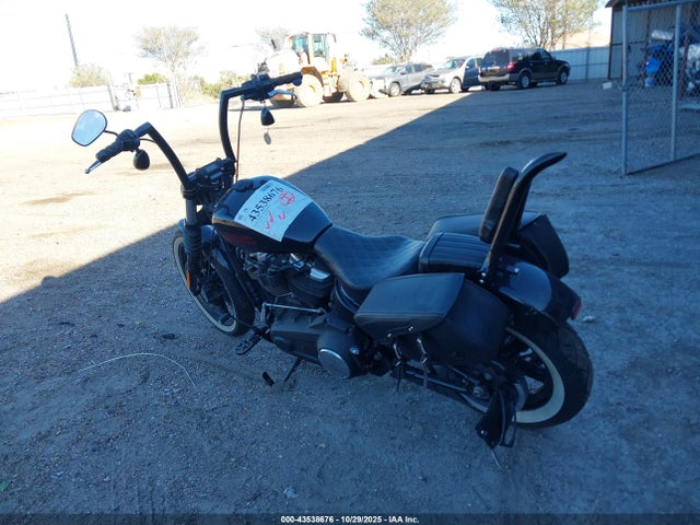 2020 HARLEY-DAVIDSON FXBB 1HD1YJJ1XLB071238 Photo 2