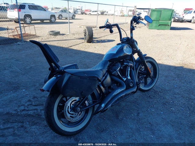 2020 HARLEY-DAVIDSON FXBB 1HD1YJJ1XLB071238 Photo 3
