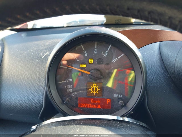 2015 MINI COUNTRYMAN WMWZC5C56FWP49018 Photo 6