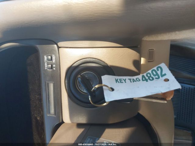 1990 LEXUS LS JT8UF11E7L0000953 Photo 10