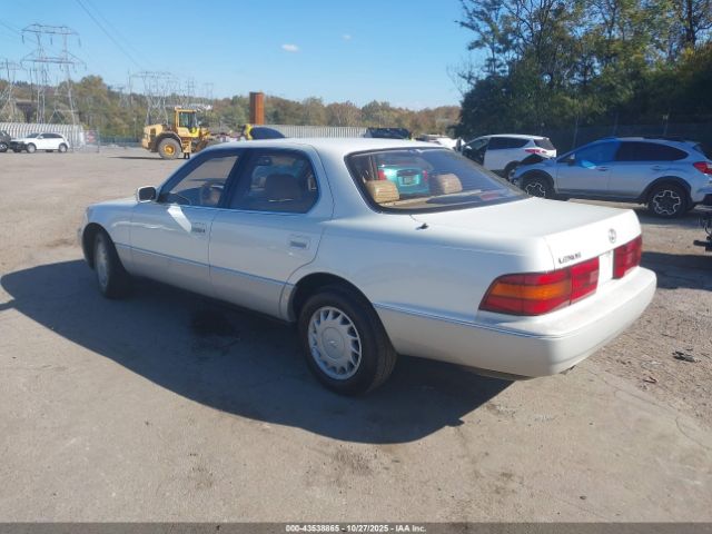 1990 LEXUS LS JT8UF11E7L0000953 Photo 2