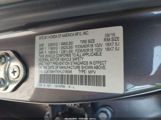 2017 ACURA RDX 5J8TB4H7XHL018596 Photo 8