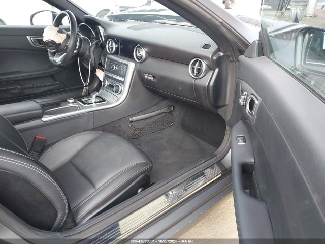 2020 MERCEDES-BENZ SLC 300 WDDPK3JA3LF167638 Photo 4