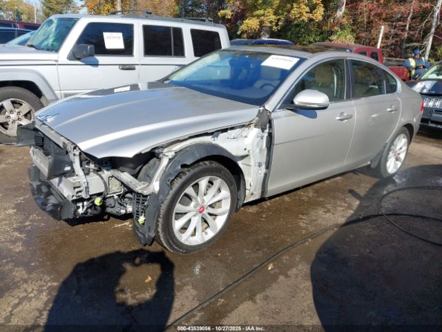 2017 JAGUAR XF SAJBD4BN2HCY32366 Photo 1