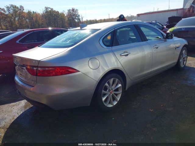 2017 JAGUAR XF SAJBD4BN2HCY32366 Photo 3